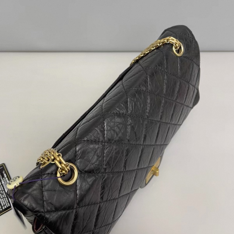 Chanel香奈兒2.55大號黑金菱格油蠟牛皮雙蓋包-5