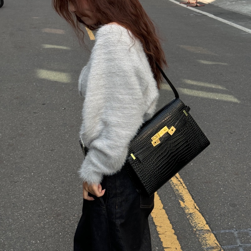 【全新品🎁】 YSL 聖羅蘭 黑金鱷魚紋 Kelly凱莉包(專櫃13.3萬)-4