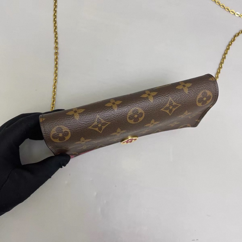 LV路易威登Flore系列老花玫紅鏈條包-5