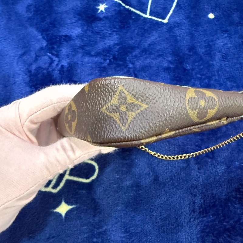 LV限量 Vivienne Mini Pochette配件包-5