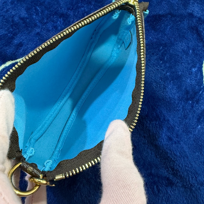 LV限量 Vivienne Mini Pochette配件包-8