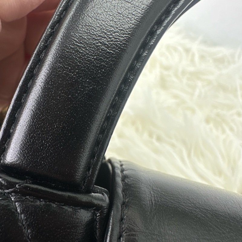 CHANEL CC Mini Kelly 黑金鏈條包 晶片款-9