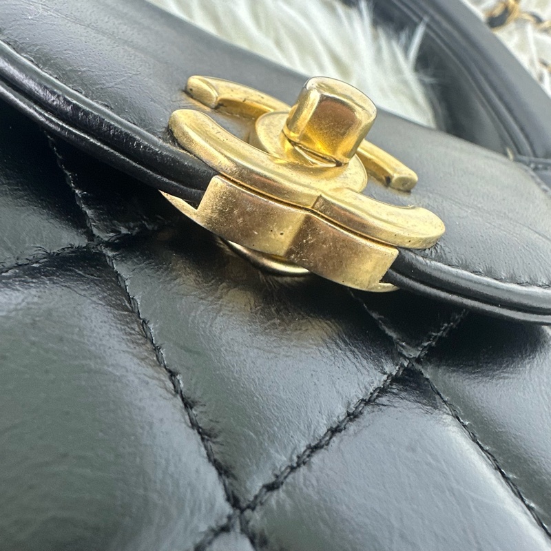 CHANEL CC Mini Kelly 黑金鏈條包 晶片款-21