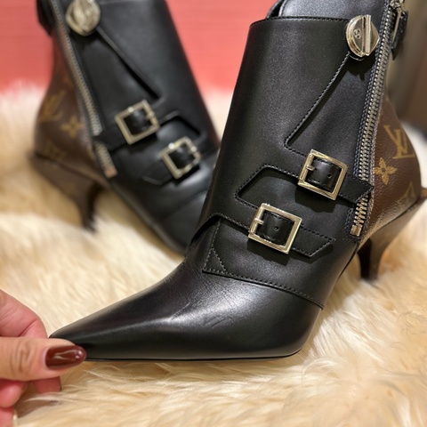 9成8新LV高跟靴38號