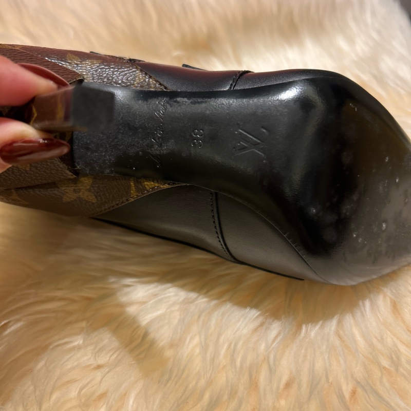 9成8新LV高跟靴38號-3