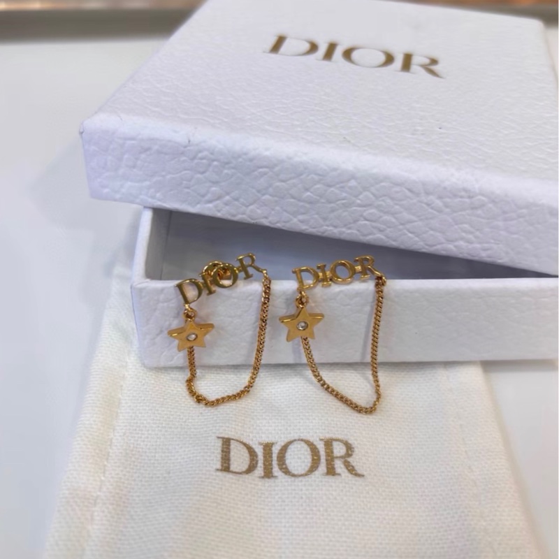 【全新✨ 全網最低價！】Dior金色 logo 星星鏈條吊墜耳環 子母加星星（下單前先詢問庫存❗️）-4