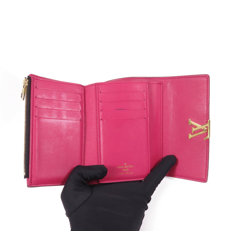 LOUIS VUITTON Taurillon Capucines Compact Trifold Wallet金扣錢包-12