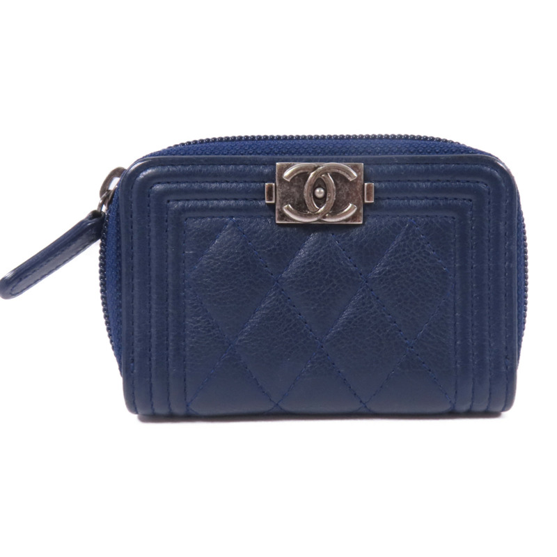 CHANEL 牛皮皮革Boy Card Case銀扣卡片套-0