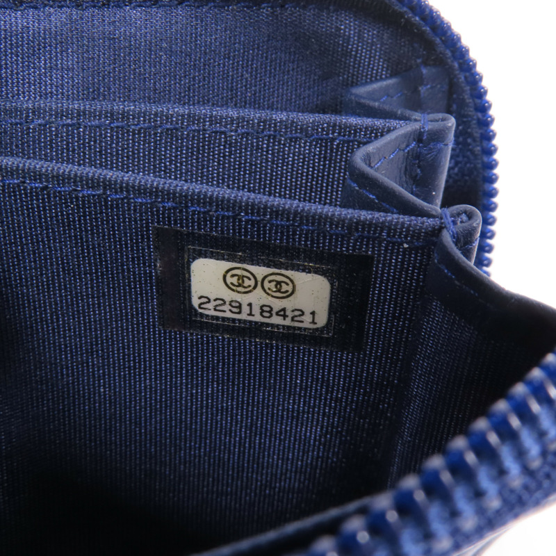 CHANEL 牛皮皮革Boy Card Case銀扣卡片套-13