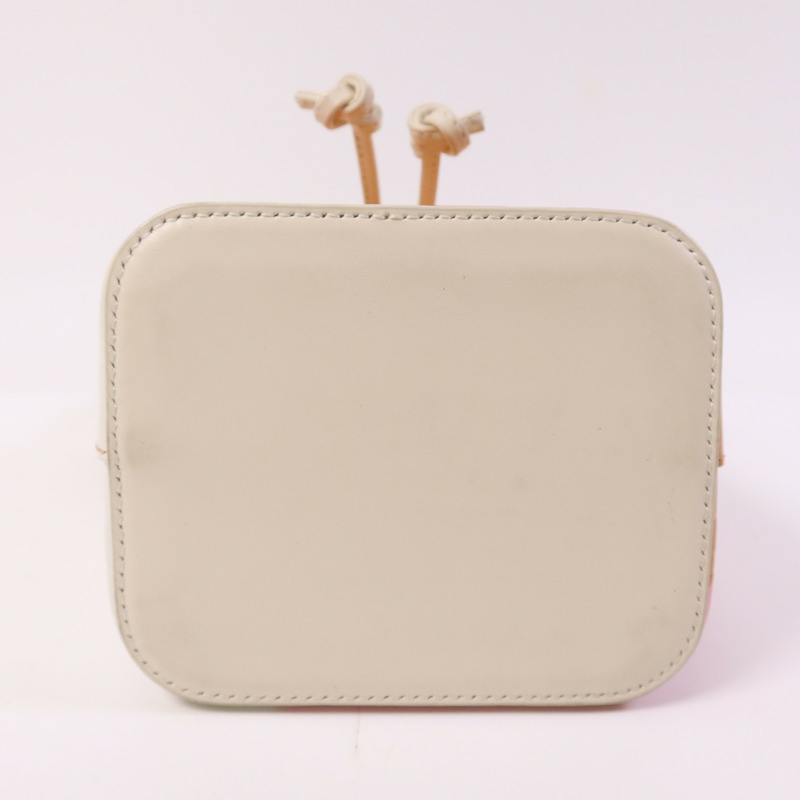 FENDI 牛皮皮革Mon Tresor Mini金扣手挽肩背兩用袋-3