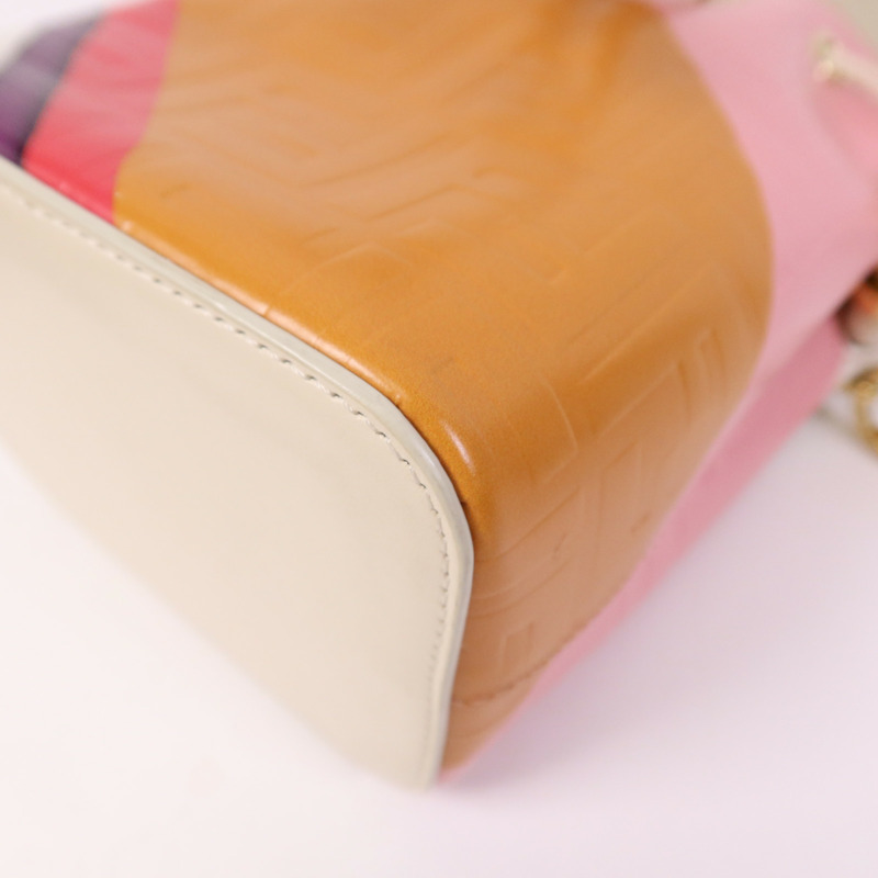 FENDI 牛皮皮革Mon Tresor Mini金扣手挽肩背兩用袋-4