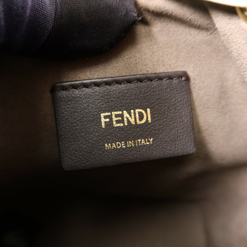 FENDI 牛皮皮革Mon Tresor Mini金扣手挽肩背兩用袋-11