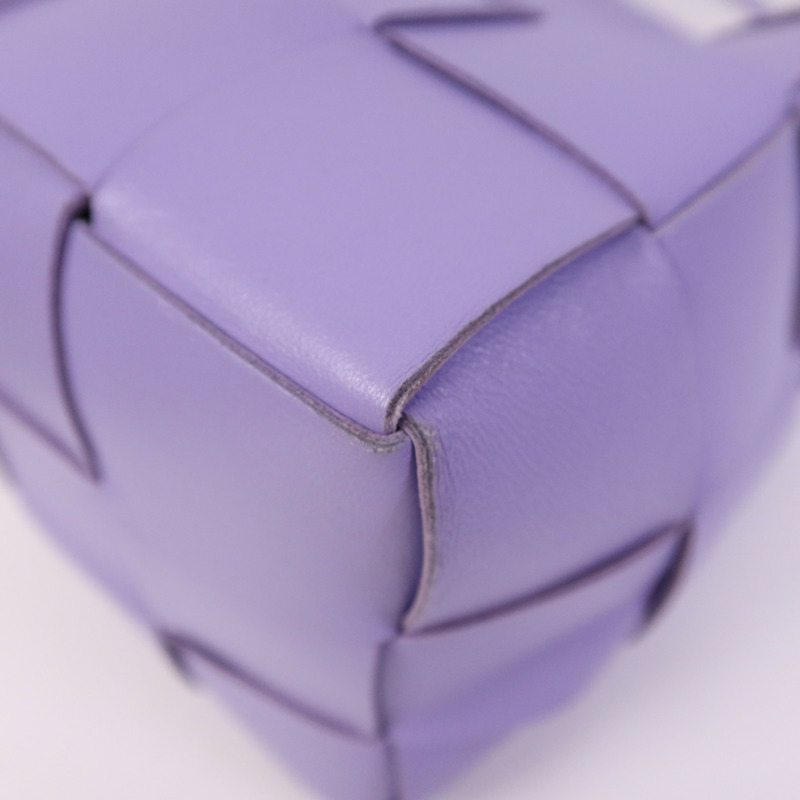 BOTTEGA VENETA 牛皮皮革Mini Cassette Bucket肩背袋-4