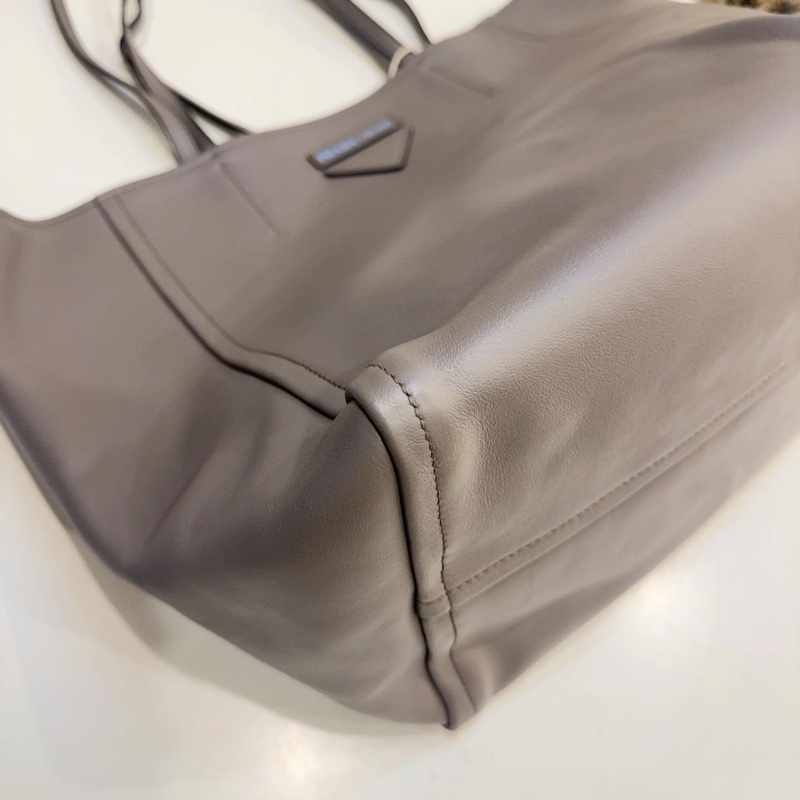 Prada 大號 灰色 牛皮 托特包 尺寸約46*33-1