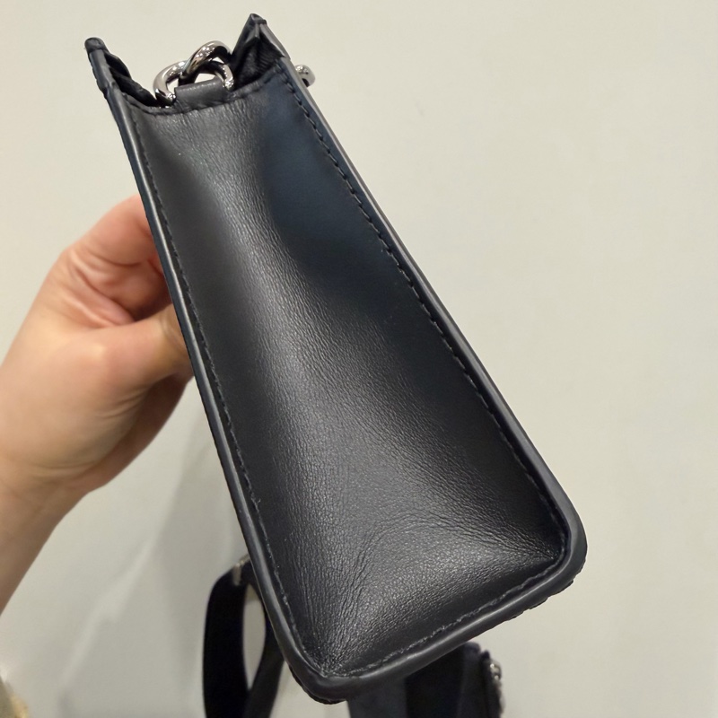 LV Louis Vuitton M81124 黑武士 二合一 斜背包-48