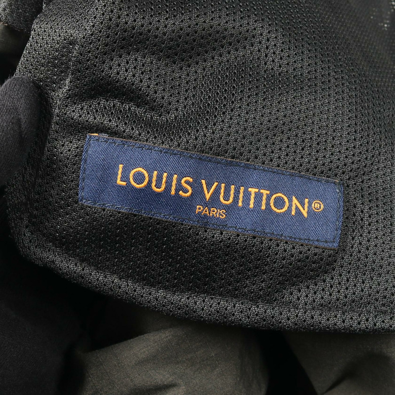 路易威登 LV 扣長褲 RM232 U72 HPP44W 棉尼龍卡其色 二手 男款 #50-2