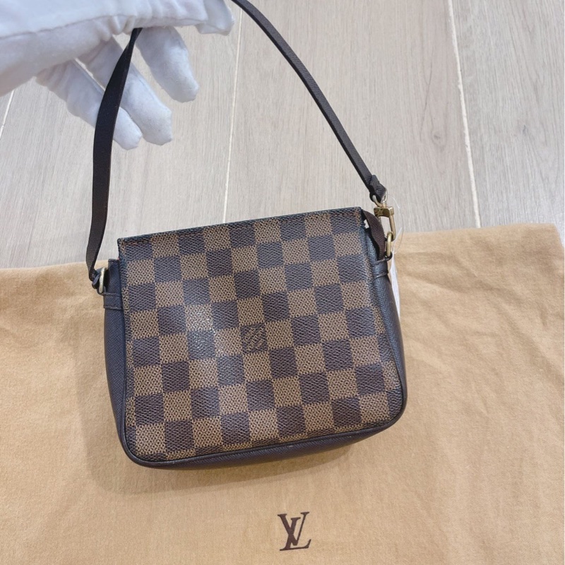 LV 棕棋盤格 方胖子 尺寸約16x14-1