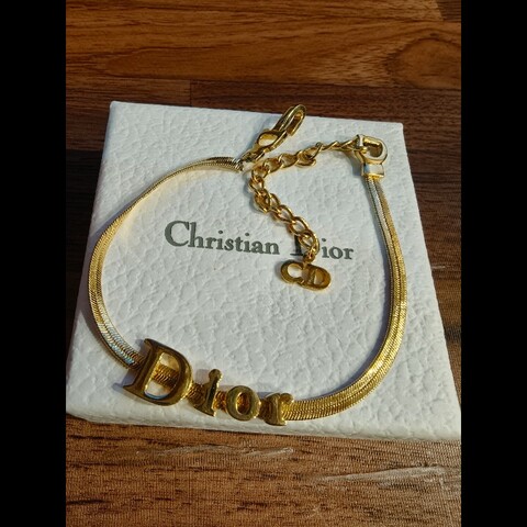 日本帶回絕版Christian Dior Logo 手鍊，附盒子