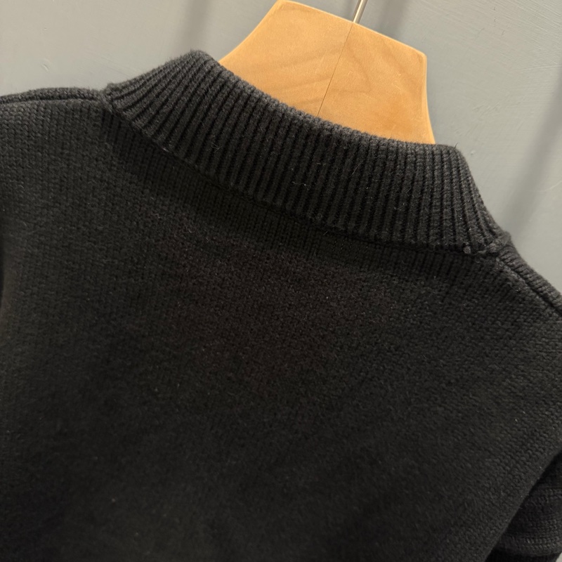 Ami 大愛心刺繡 針織外套 黑-10