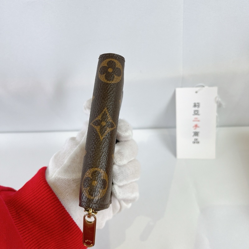 莉亞精品♡LV m60067 老花ㄇ拉雙層零錢包 二手-4