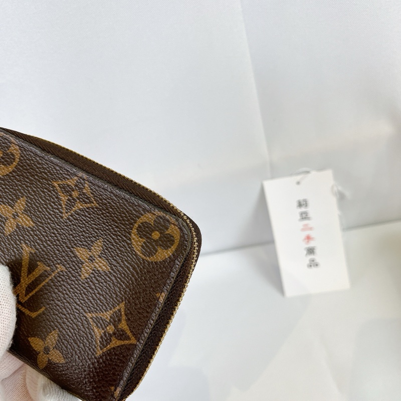 莉亞精品♡LV m60067 老花ㄇ拉雙層零錢包 二手-9