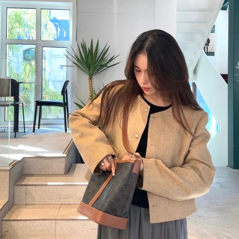 【95新 ✨ 全網最低價！】Celine老花水桶包 小號 一年四季都可背