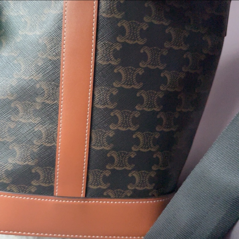 【95新 ✨ 全網最低價!】Celine老花水桶包 小號 一年四季都可背-5