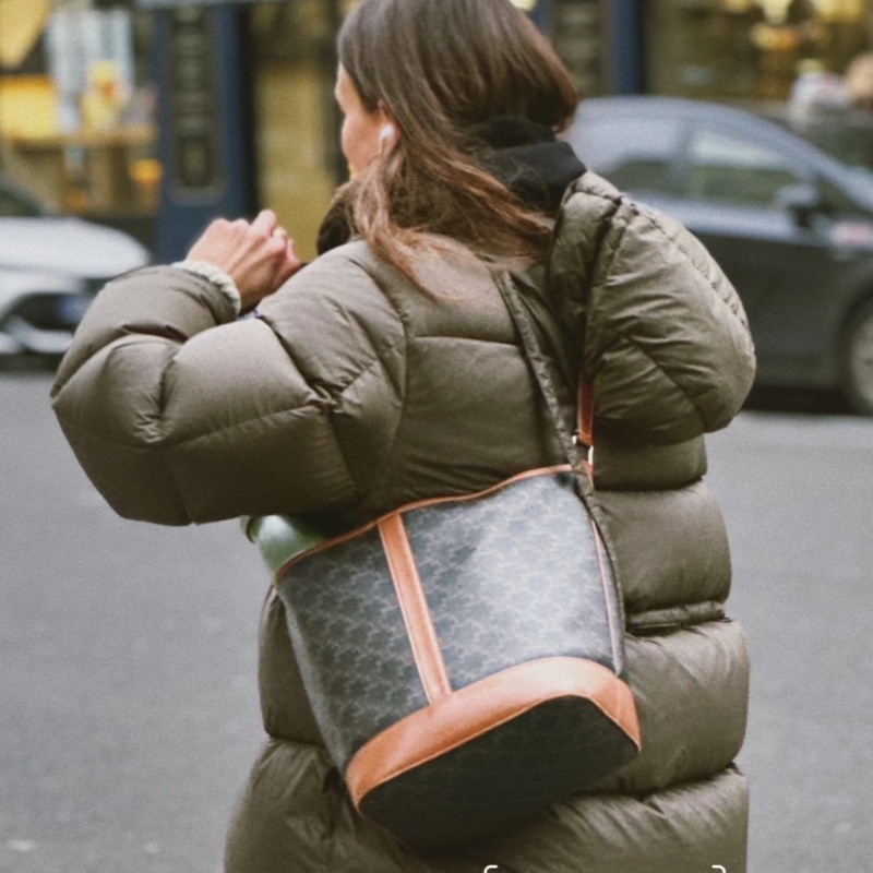 【95新 ✨ 全網最低價！】Celine老花水桶包 中號 男生女生可背-0