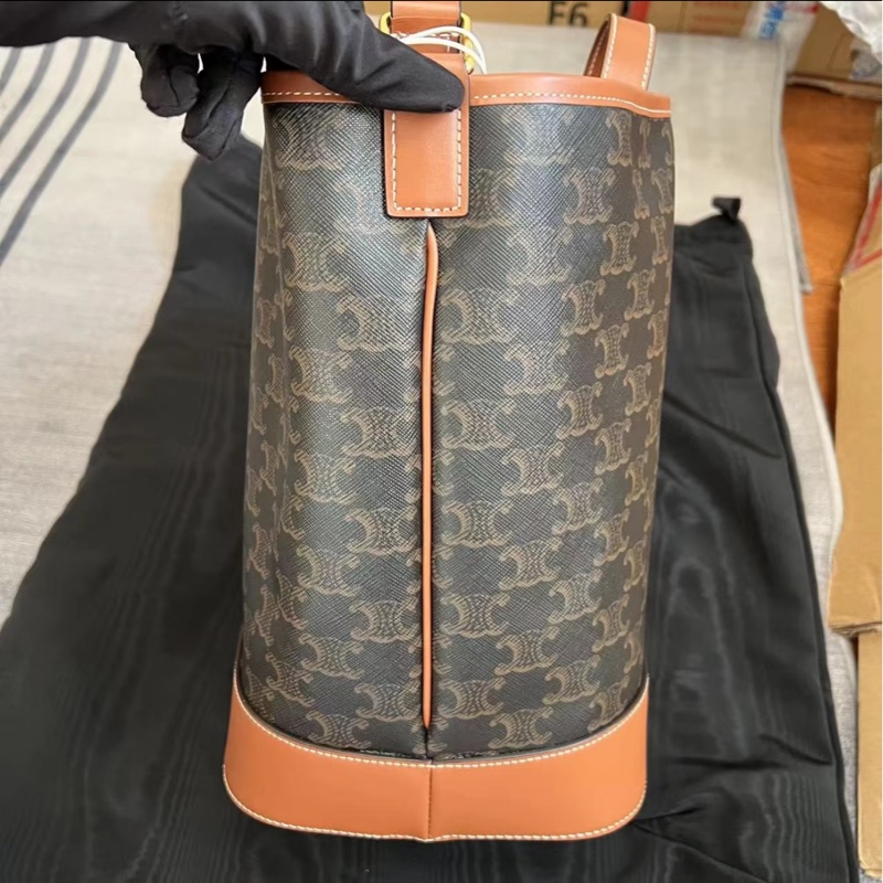 【95新 ✨ 全網最低價!】Celine老花水桶包 中號 男生女生可背-6