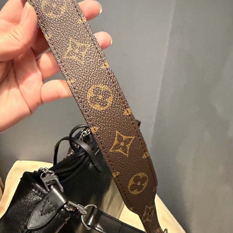 LV Louis Vuitton M24861 Carryall pm黑武士-10