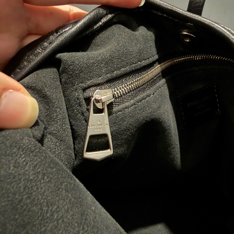 LV Louis Vuitton M24861 Carryall pm黑武士-39