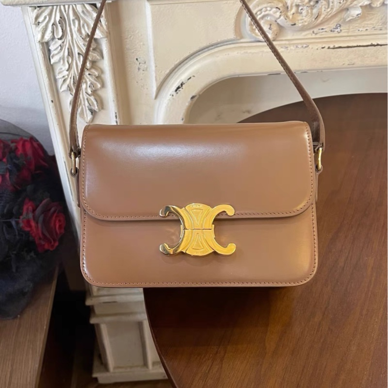 【95新 ✨ 全網最低價！】Celine 凱旋門Teen 豆腐包焦糖色 經典保值款-2