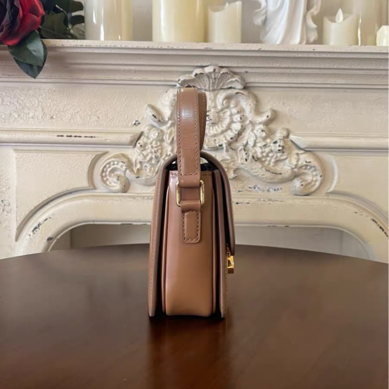 【95新 ✨ 全網最低價！】Celine 凱旋門Teen 豆腐包焦糖色 經典保值款-7