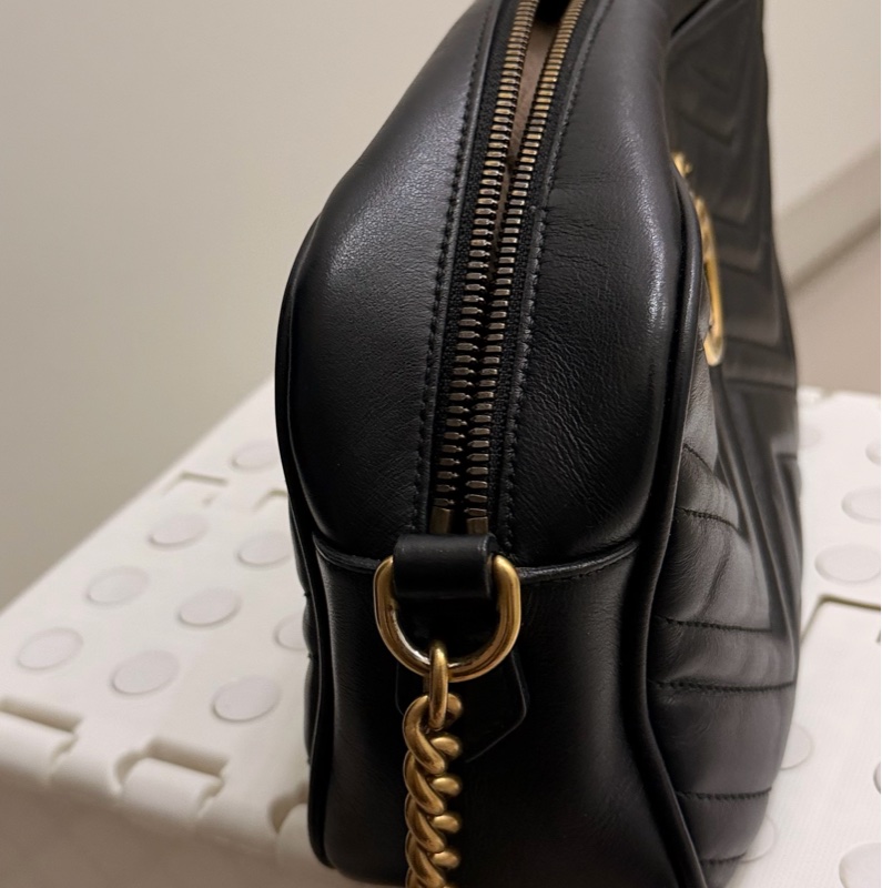 GUCCI Marmont相機包 - 斜背包/經典黑-4