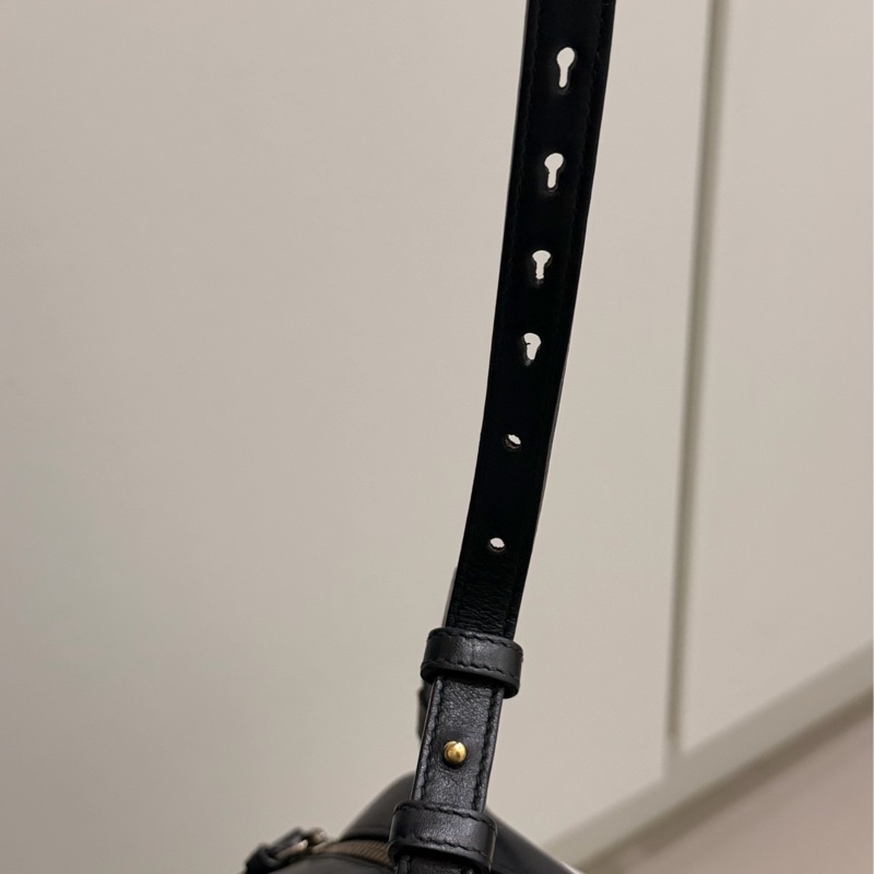 GUCCI Marmont相機包 - 斜背包/經典黑-18