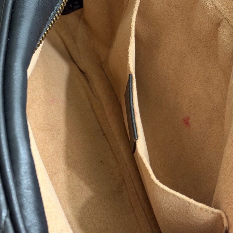 GUCCI Marmont相機包 - 斜背包/經典黑-20