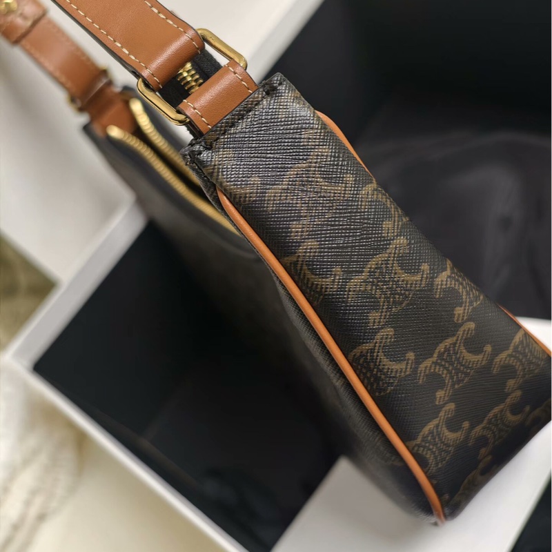 【97新 ✨ 全網最低價！】Celine 老花 AVA 腋下包經典保值款-6