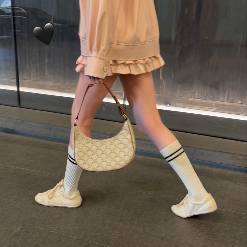 【95新 ✨ 全網最低價！】Celine 老花 AVA 腋下包經典保值款-1