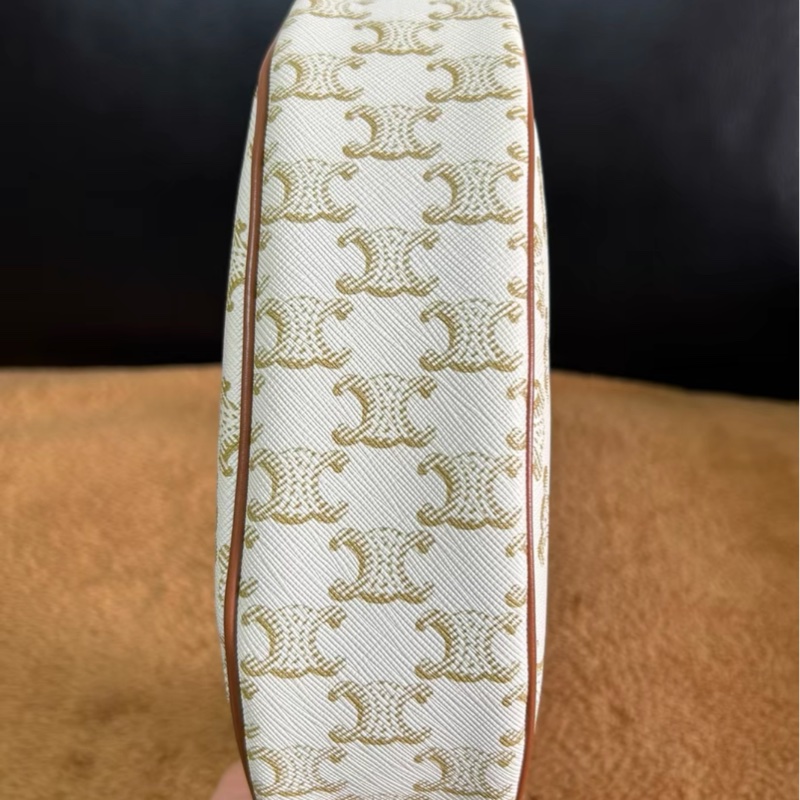 【95新 ✨ 全網最低價！】Celine 老花 AVA 腋下包經典保值款-9