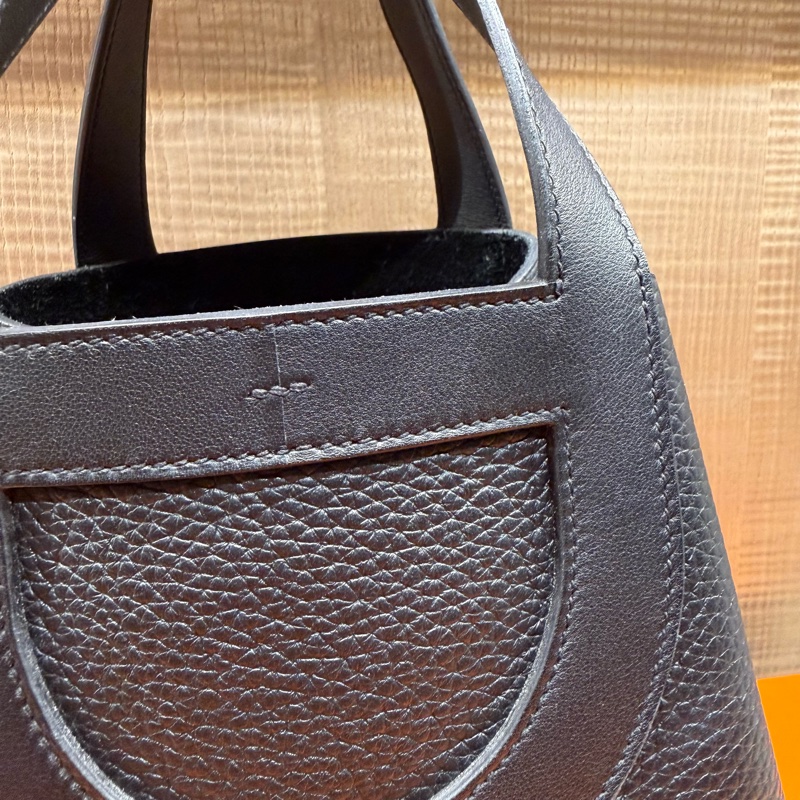 Hermes 閒置98新 （2023年12月購入 B刻）IN THE LOOP23 黑色豬鼻銀扣菜籃子-8