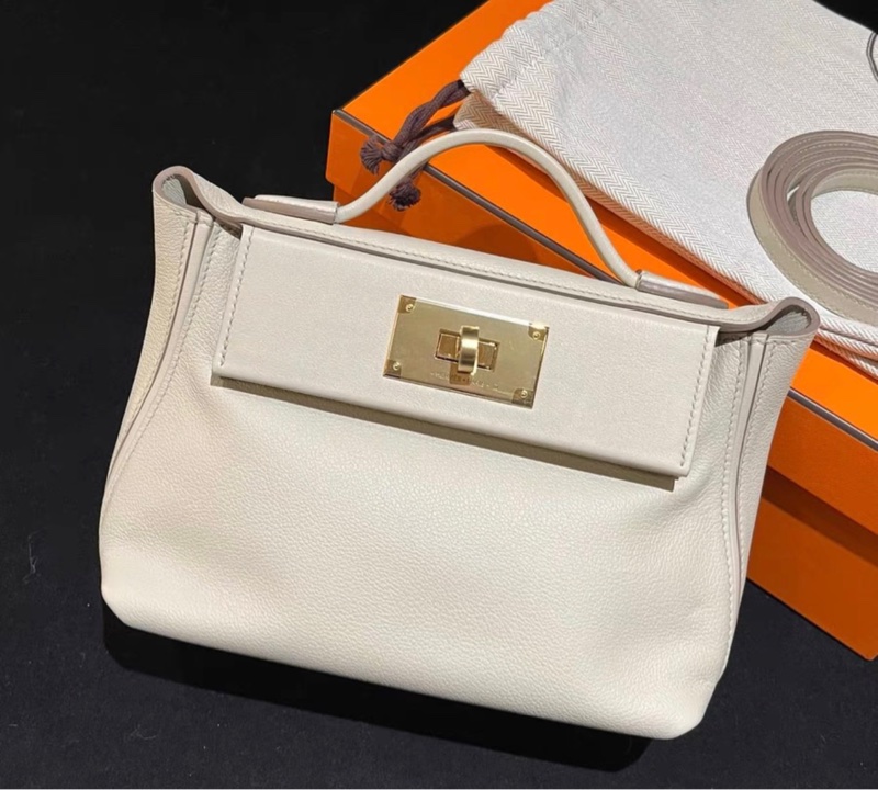 ✨拍前請先查詢貨存✨ 愛馬仕2424 mini 冰川白金扣，閒置B刻淡金扣-1