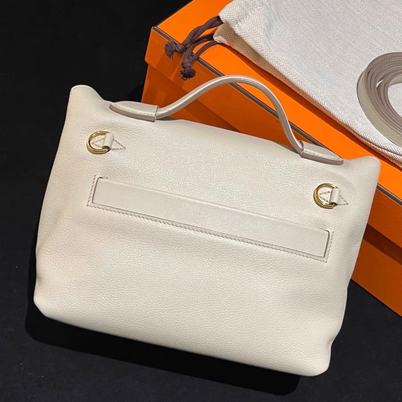 ✨拍前請先查詢貨存✨ 愛馬仕2424 mini 冰川白金扣，閒置B刻淡金扣-3