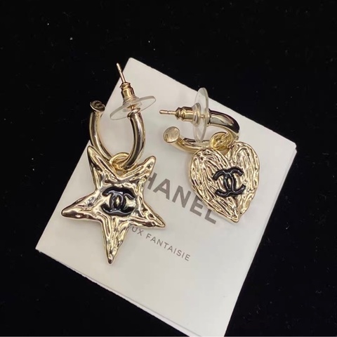 【98新 ✨ 全網最低價！】Chanel香奈兒 24p 金色 熔岩質感 耳環 ab款 帶盒（下單前先詢問庫存❗️）