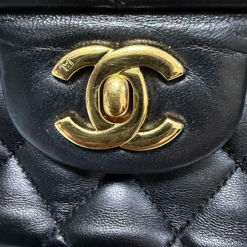 香柰兒黑金羊🐑中號 CLASSIC FLAPMEDIUM-2