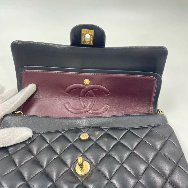 香柰兒黑金羊🐑中號 CLASSIC FLAPMEDIUM-15