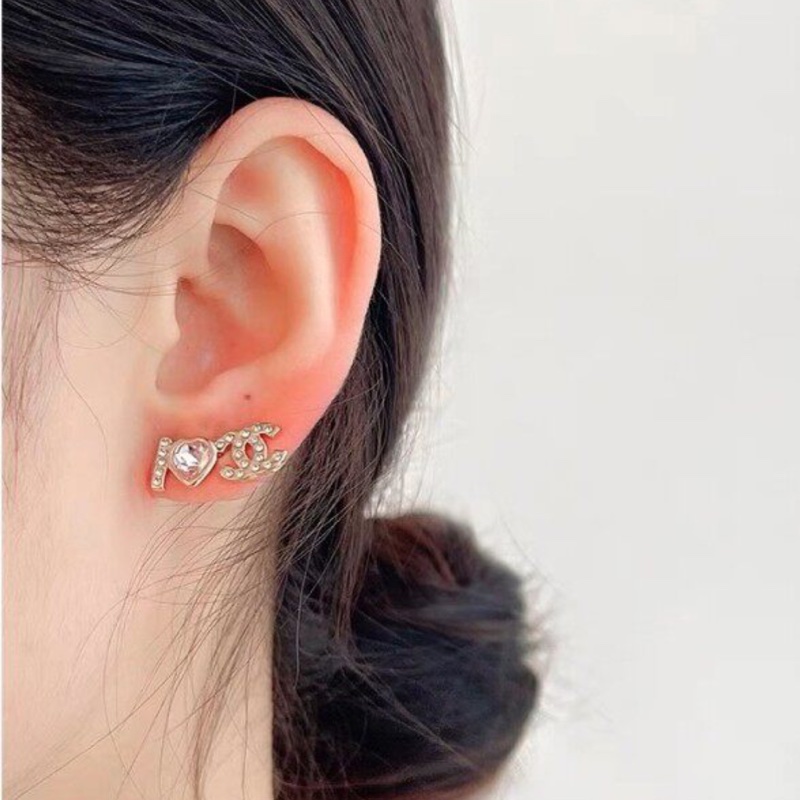 【絕版罕見❤️全新有盒✨全網最低價】Chanel水晶之戀系列不對稱愛心耳釘|耳夾|耳環-0