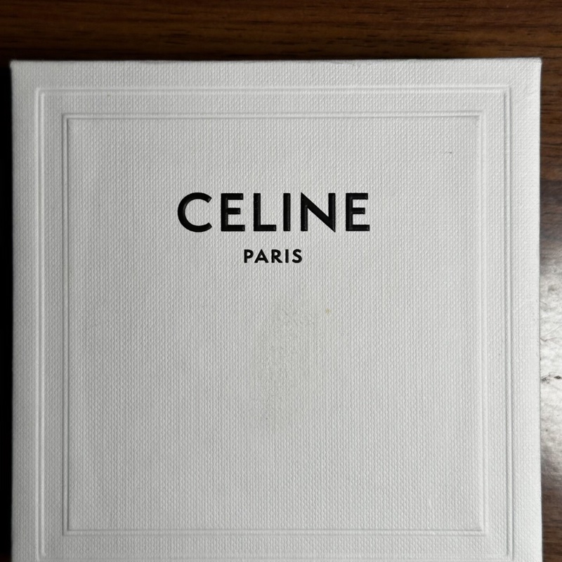 【性價比超高😍97新有盒✨送禮自用佳品】Celine 凱旋門珍珠造型耳釘-3