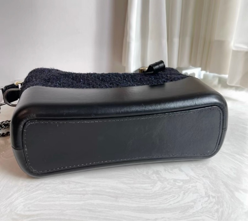 【96新 ✨ 全網最低價!】香奈兒 Chanel 毛呢款流浪包 海軍藍 中號 25開 (下單前先詢問庫存❗️)-7