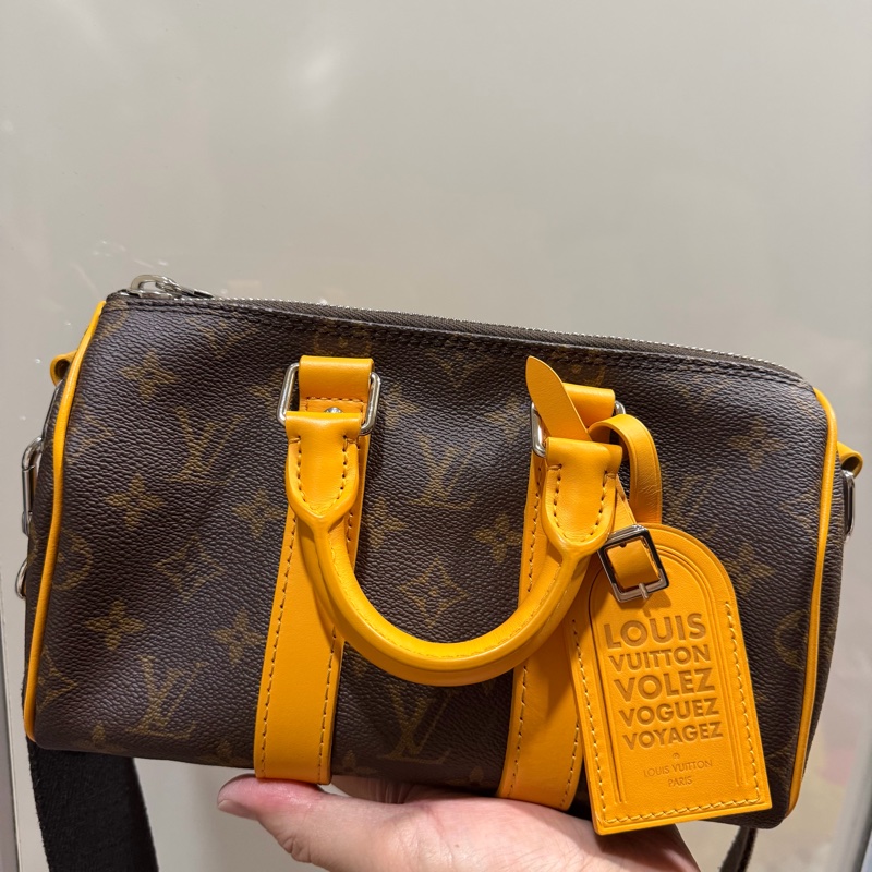 LV Louis Vuitton M12733 老花 Keepall 25 斜背包 發財黃-5