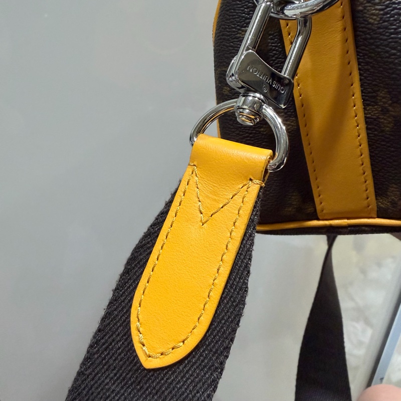 LV Louis Vuitton M12733 老花 Keepall 25 斜背包 發財黃-17